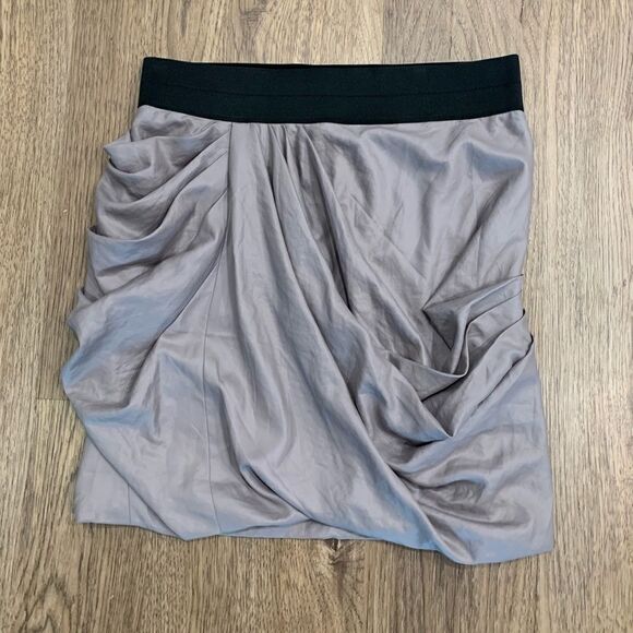 Elizabeth and James Draped Skirt Smokey Lilac size 8 - Picture 4 of 6